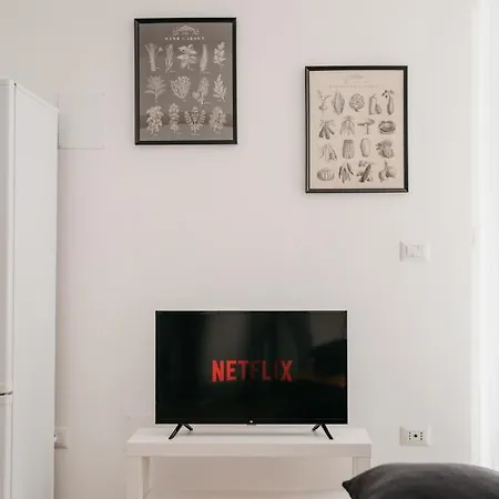 Apartamento Brombeis Aurea By Casanapoletana - Town Center Nápoles
